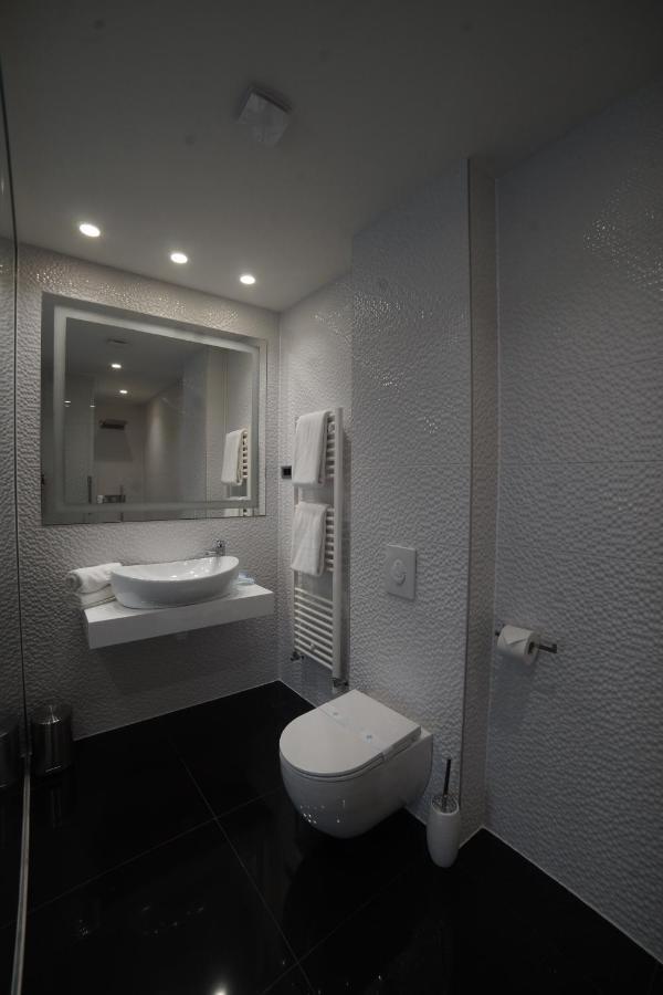 Hotel Forty Two Block A Zagrzeb Zewnętrze zdjęcie